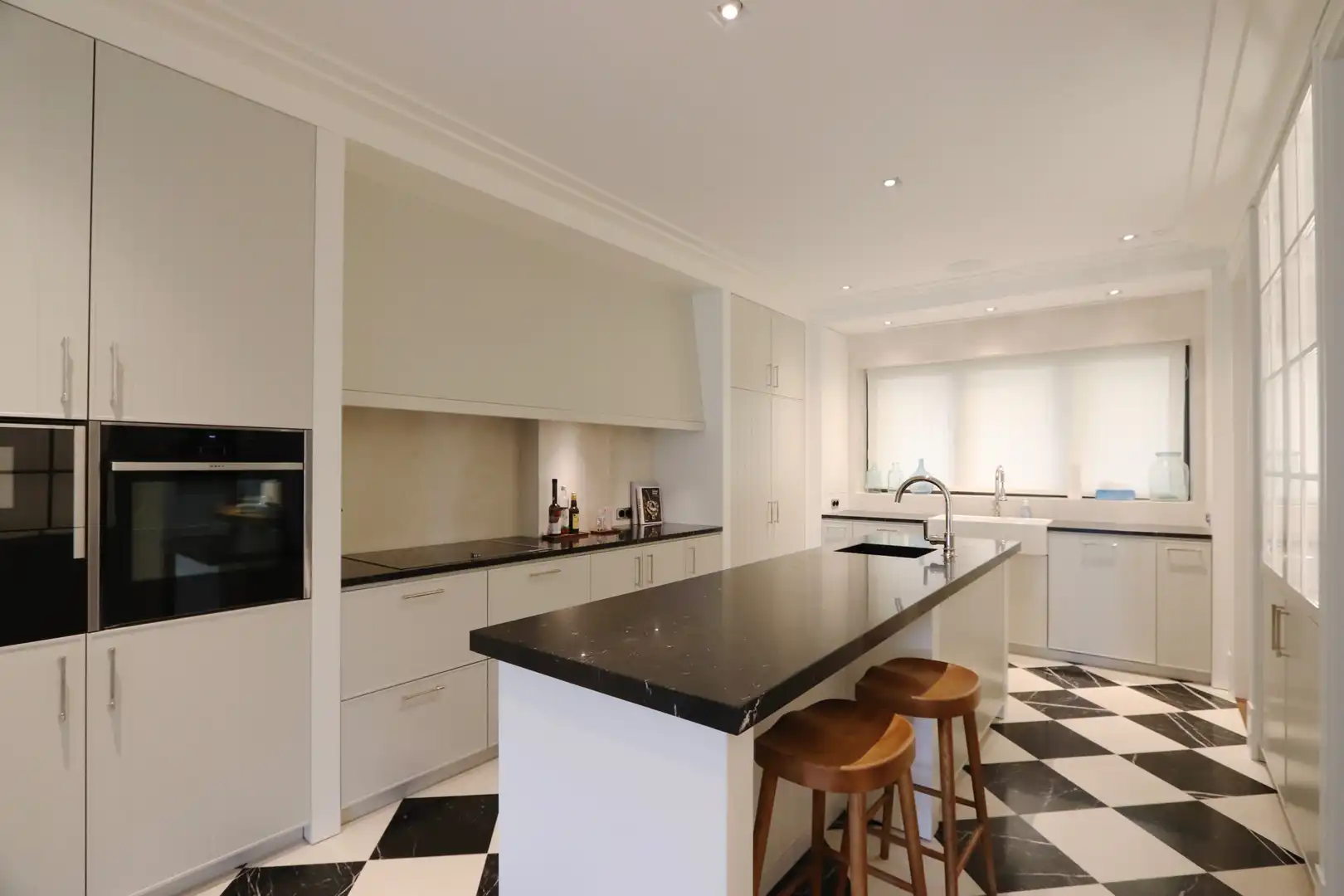 Kitchen of Flat for sale in Madrid  with Air Conditioner, Heating and Parquet flooring