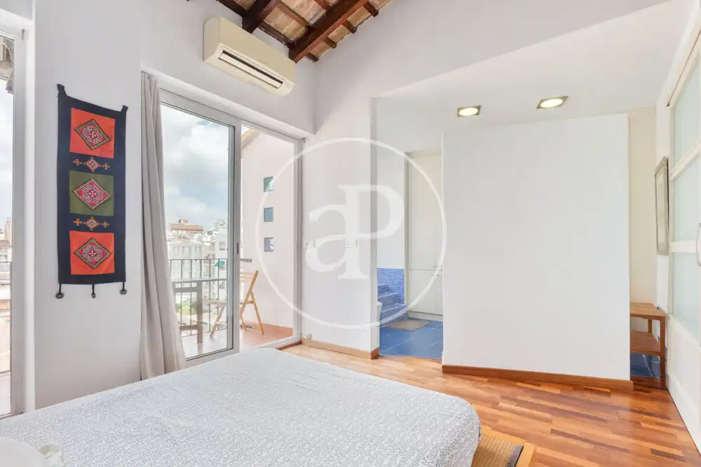 Habitación de Ático en venta en Valencia con Aire acondicionado, Calefacción y Terraza