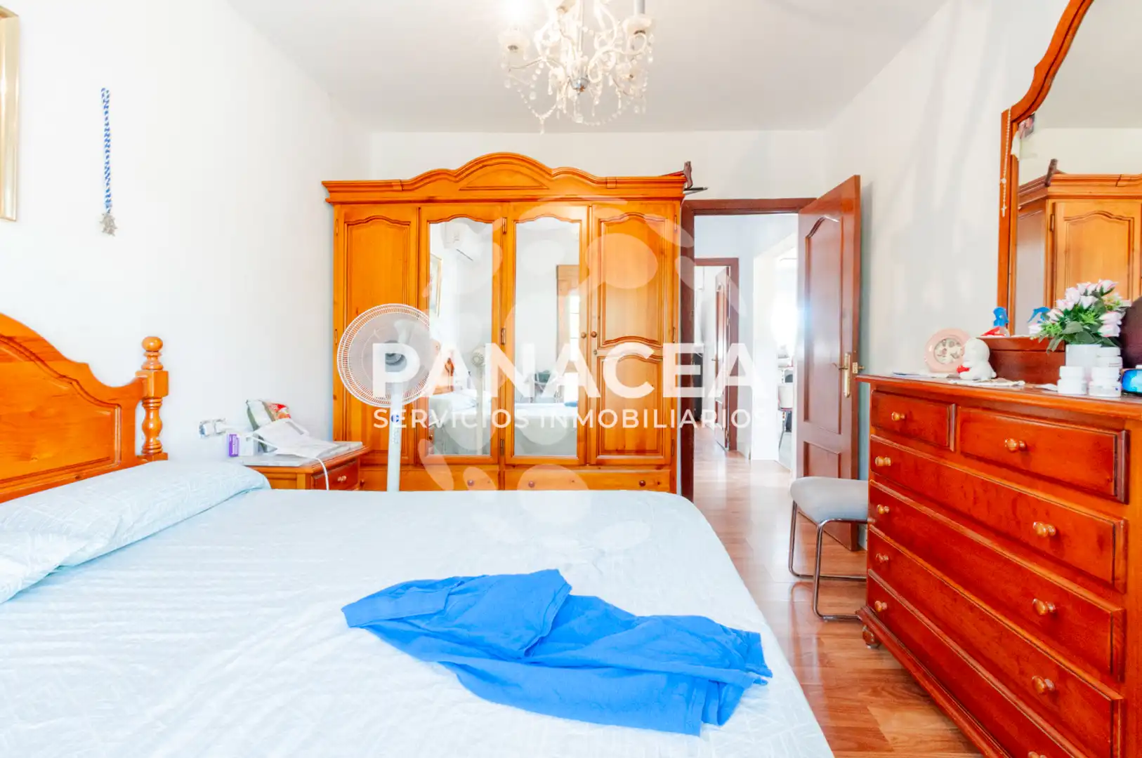 Dormitori de Casa o xalet en venda en Pechina amb Jardí privat, Piscina i Moblat