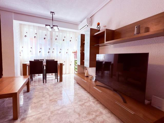 Piso en Venta en Valencia - CL RODRIGO PERTEGAS en La Creu del Grau