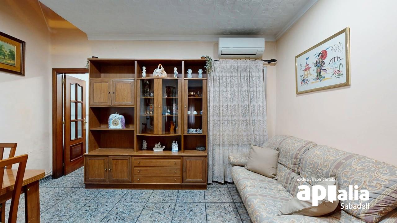Living room of Single-family semi-detached for sale in Sabadell  with Air Conditioner and Terrace