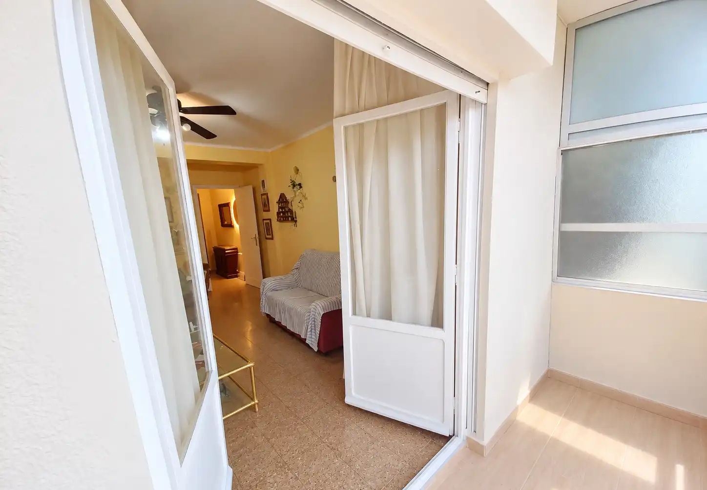 Flat with terrace for sale in Carrer Proa, imagen 3