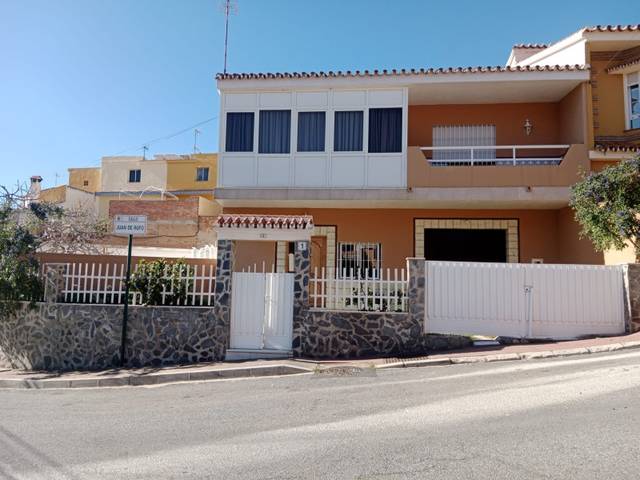 Casa-chalet en Venta en Calle Juan de Rufo, -1 en Fuente Alegre - El Chaparral - Los Morales