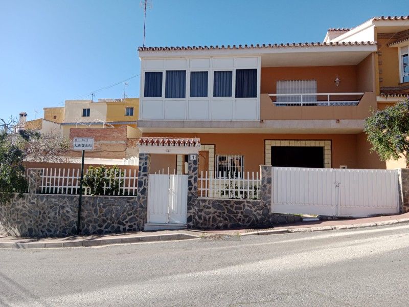 Vista exterior de Casa o chalet en venta en Málaga Capital con Aire acondicionado, Terraza y Amueblado