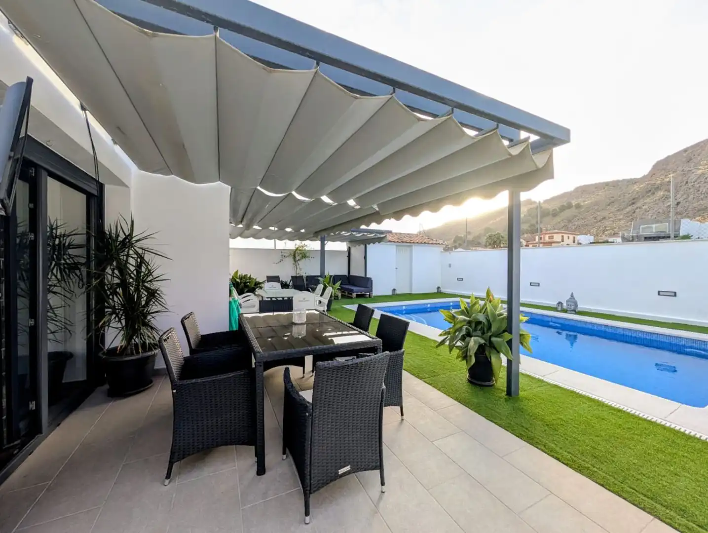 Terrassa de Casa o xalet en venda en Loja amb Aire condicionat, Calefacció i Jardí privat