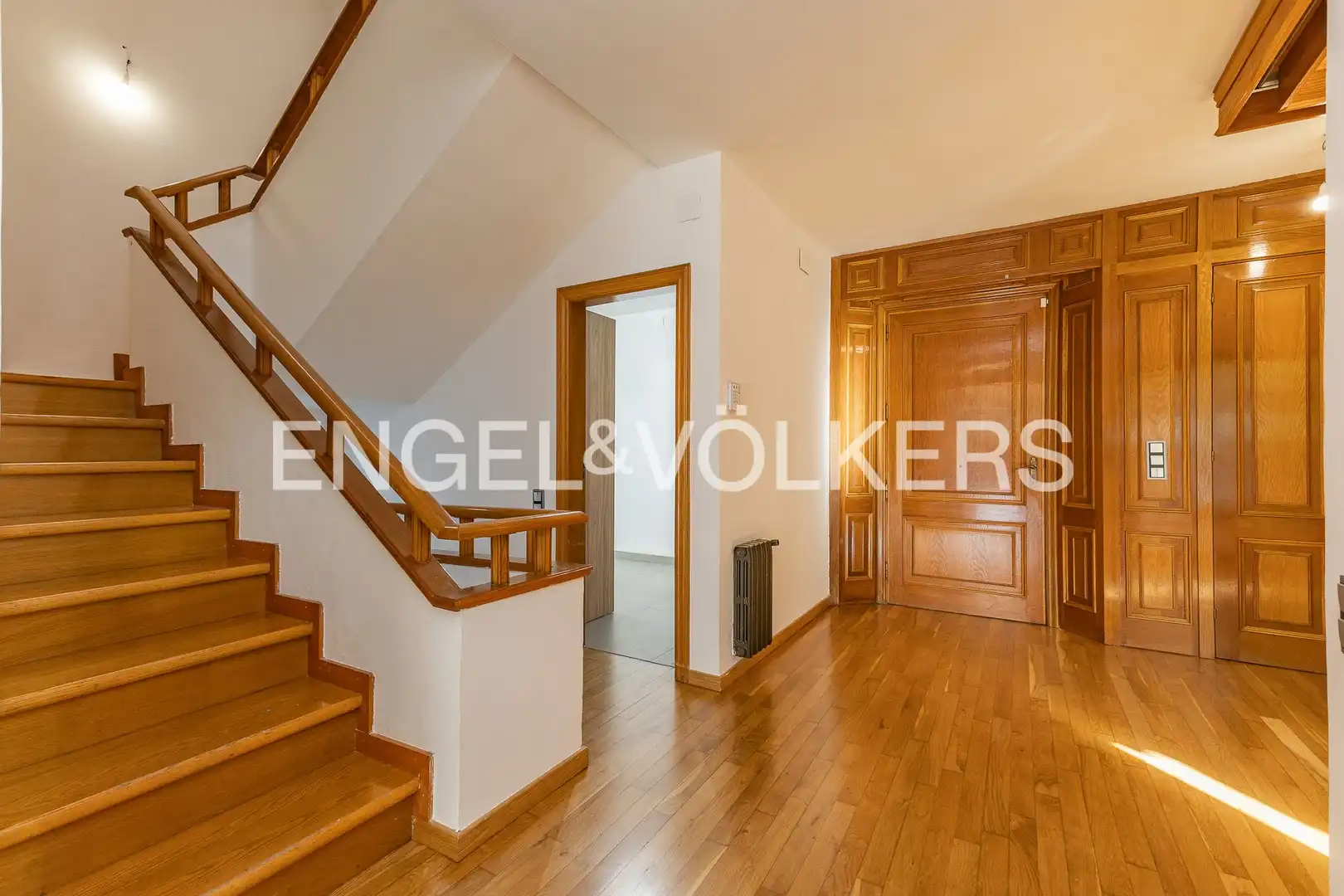 Casa o chalet de alquiler en Sant Cugat del Vallès con Calefacción, Jardín privado y Parquet