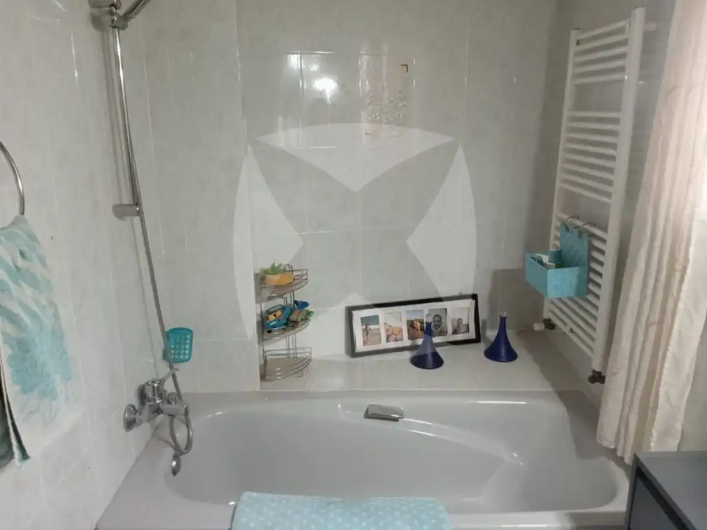 House with balcony for sale in Calle Cespedes, imagen 27