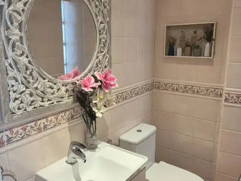 Casa aparellada amb piscina en venda a AVENIDA DE MALTA 10, imagen 10