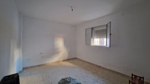 Foto 4 de Casa o xalet en venda a Lora del Río, Sevilla