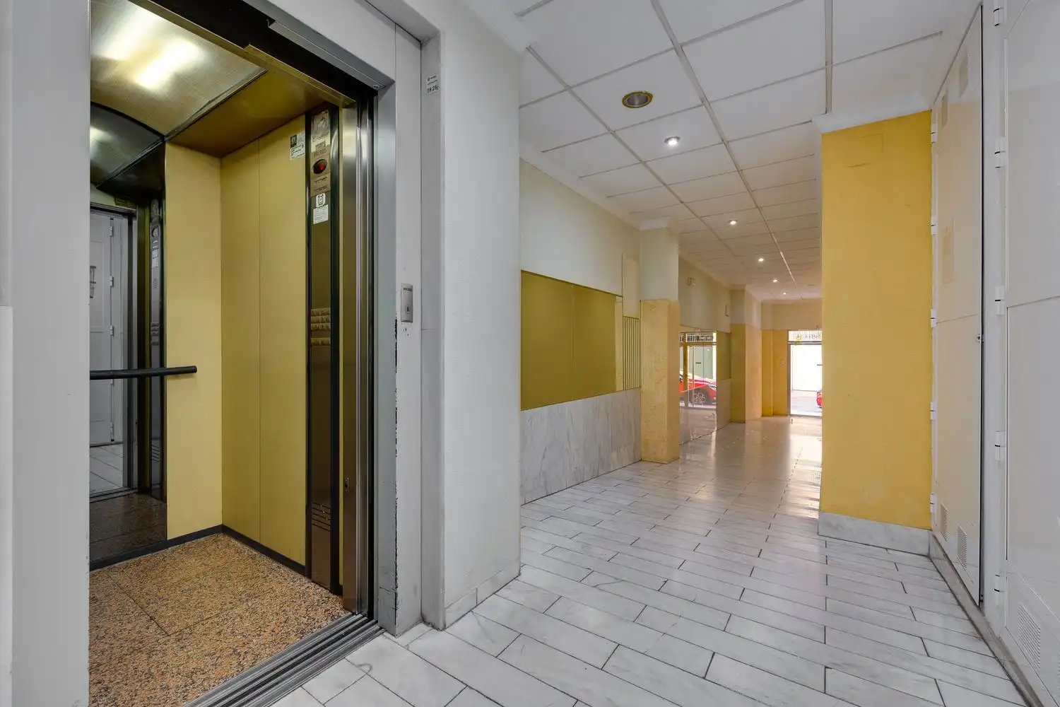 Flat with lift for sale in Calle Vicente Blasco Ibáñez 123, imagen 41