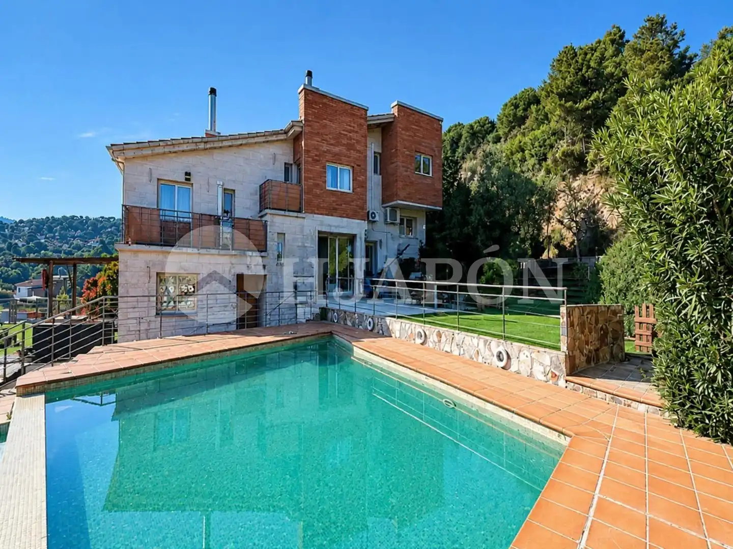 Terraced house with pool for sale in Vallromanes, imagen 4