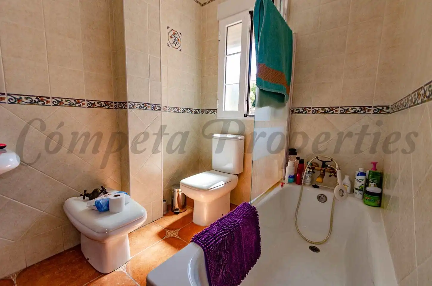 Casa amb piscina en venda a Canillas de Albaida, imagen 7