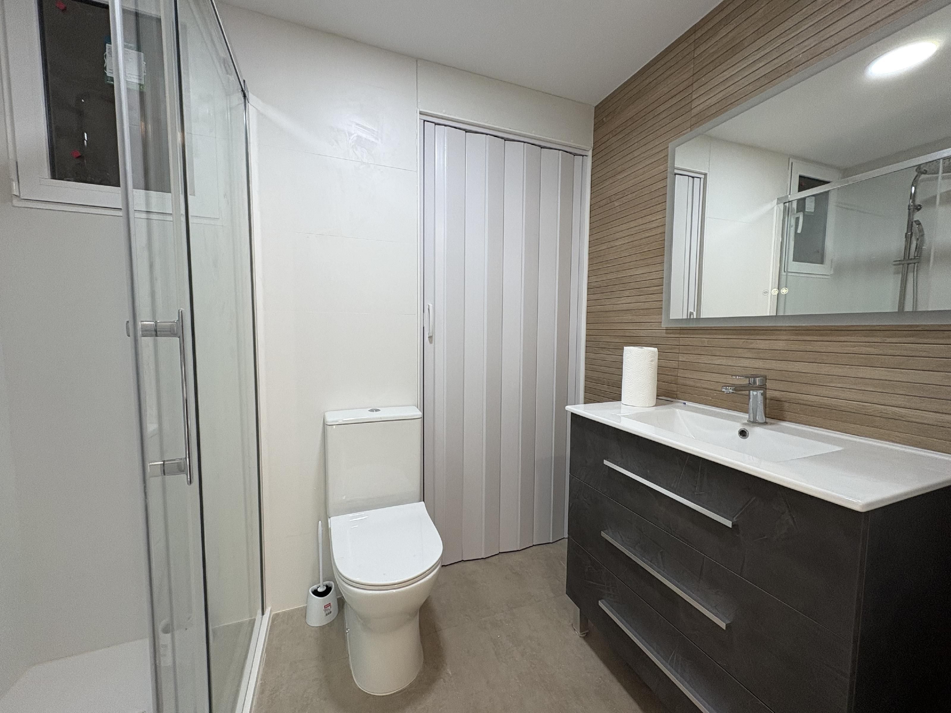 Bany de Pis en venda en  Valencia Capital amb Aire condicionat i Parquet