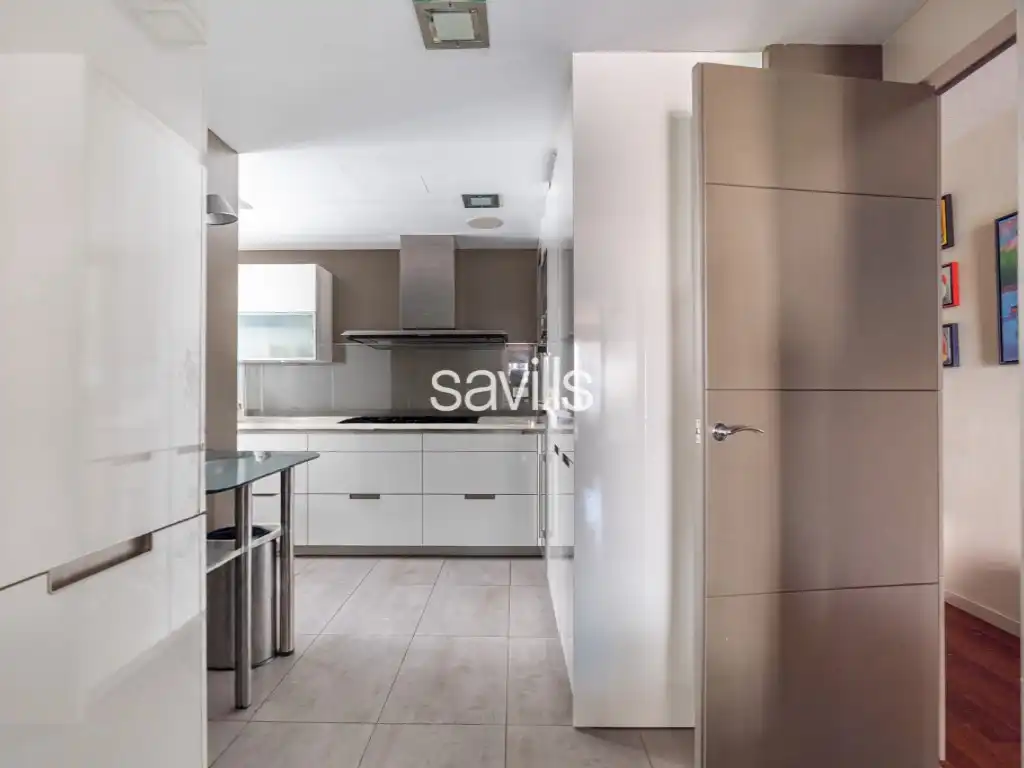 Cuina de Apartament en venda en Barcelona amb Aire condicionat i Terrassa