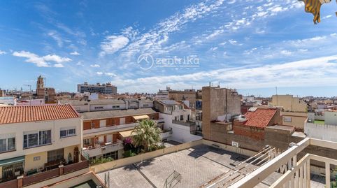 Foto 3 de Piso en venta en Jurats, Centre, Reus