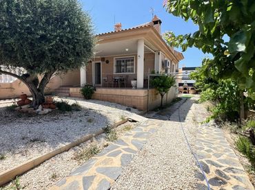 Adossat amb jardí en venda a N/A