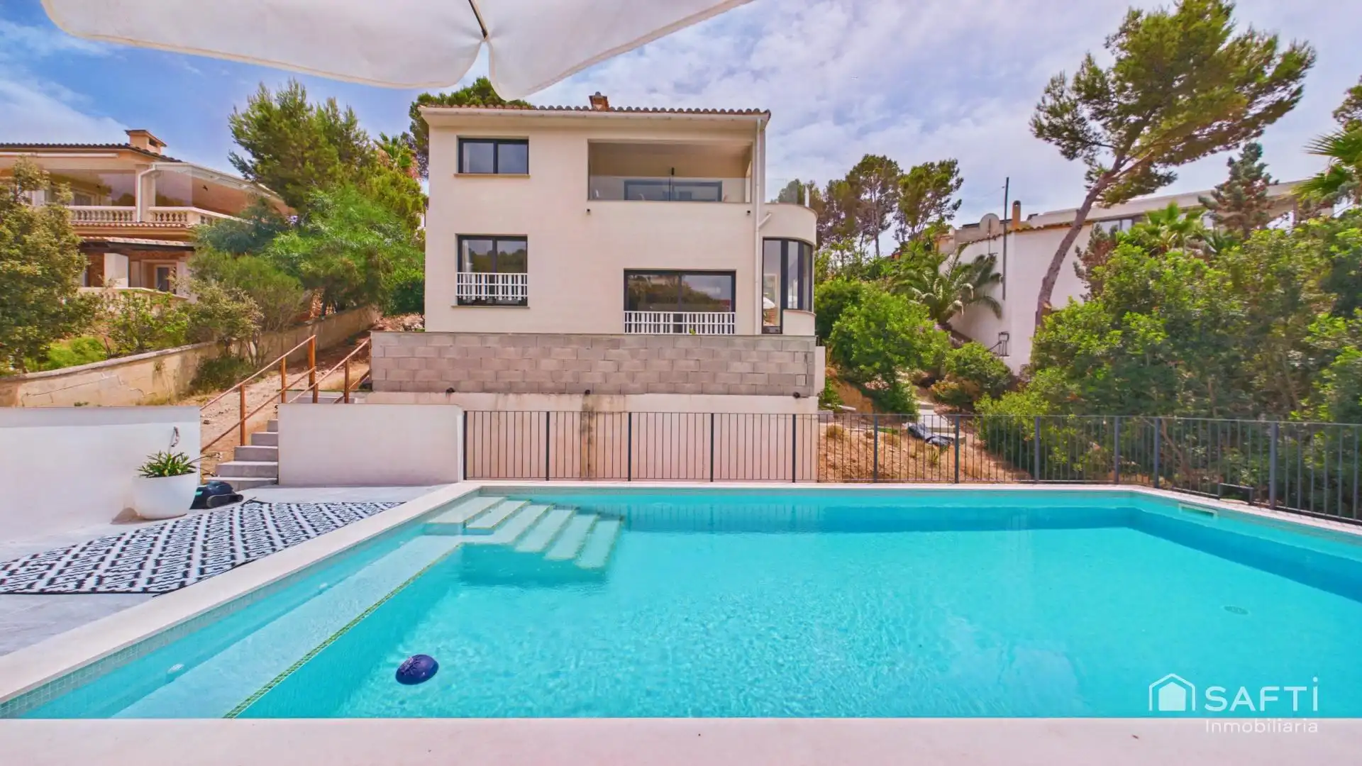 Piscina de Casa o xalet en venda en Calvià amb Aire condicionat, Calefacció i Terrassa