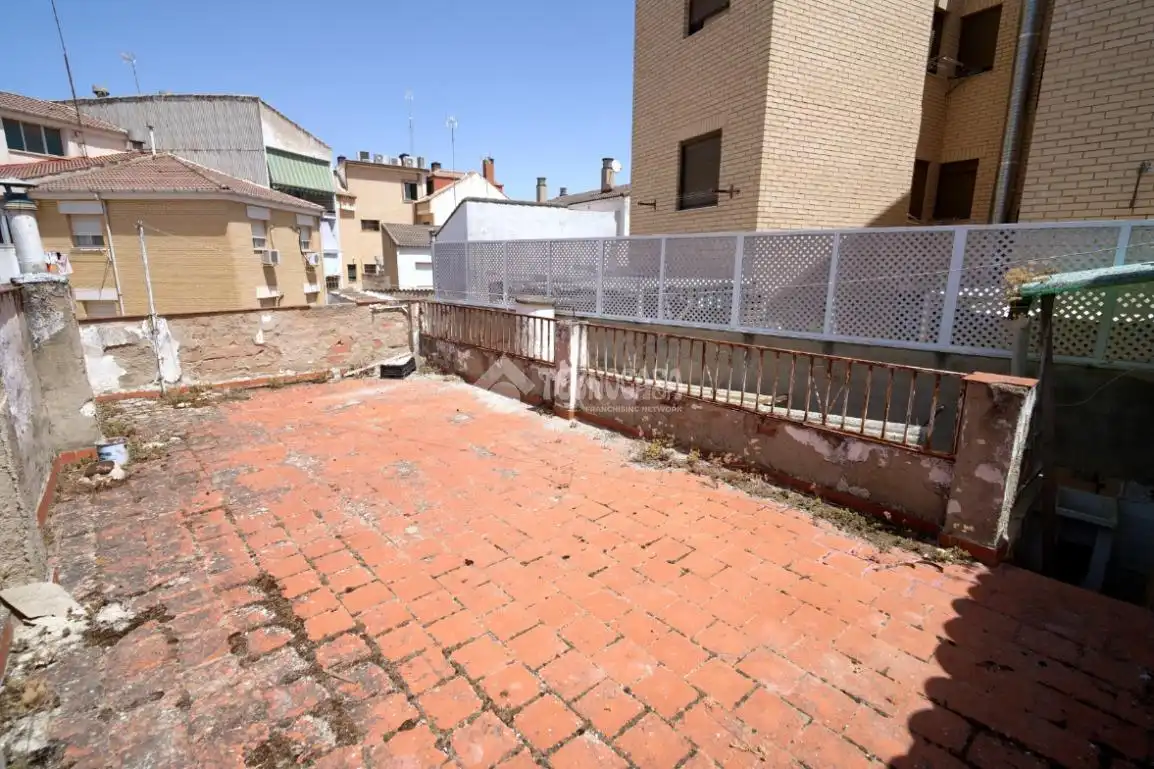 Terrasse von Einfamilien-Reihenhaus zum Verkauf in Linares