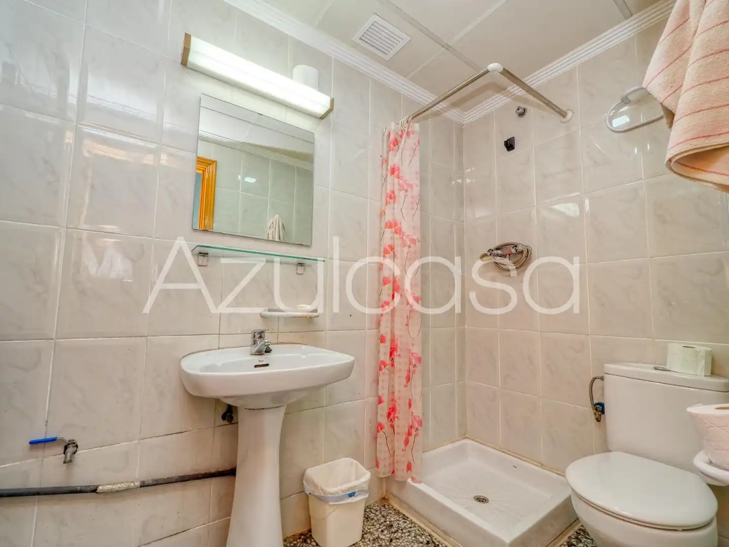 Bathroom of Commercial properties for sale in Alicante / Alacant  with Air Conditioner