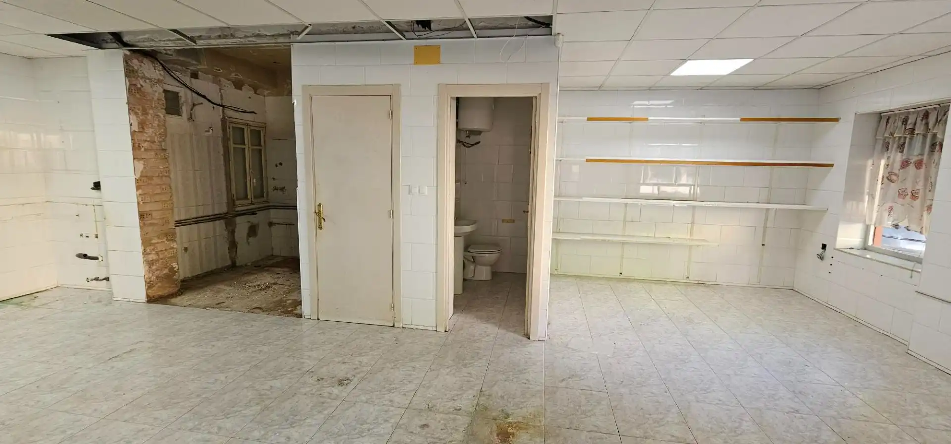 Local comercial en alquiler en Cieza, imagen 3