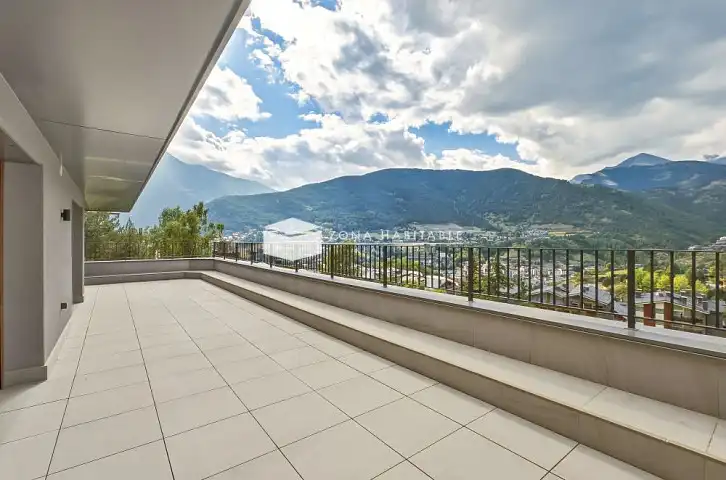 Casa aparellada amb jardí en venda a L'Aldosa - Anyós, imagen 11