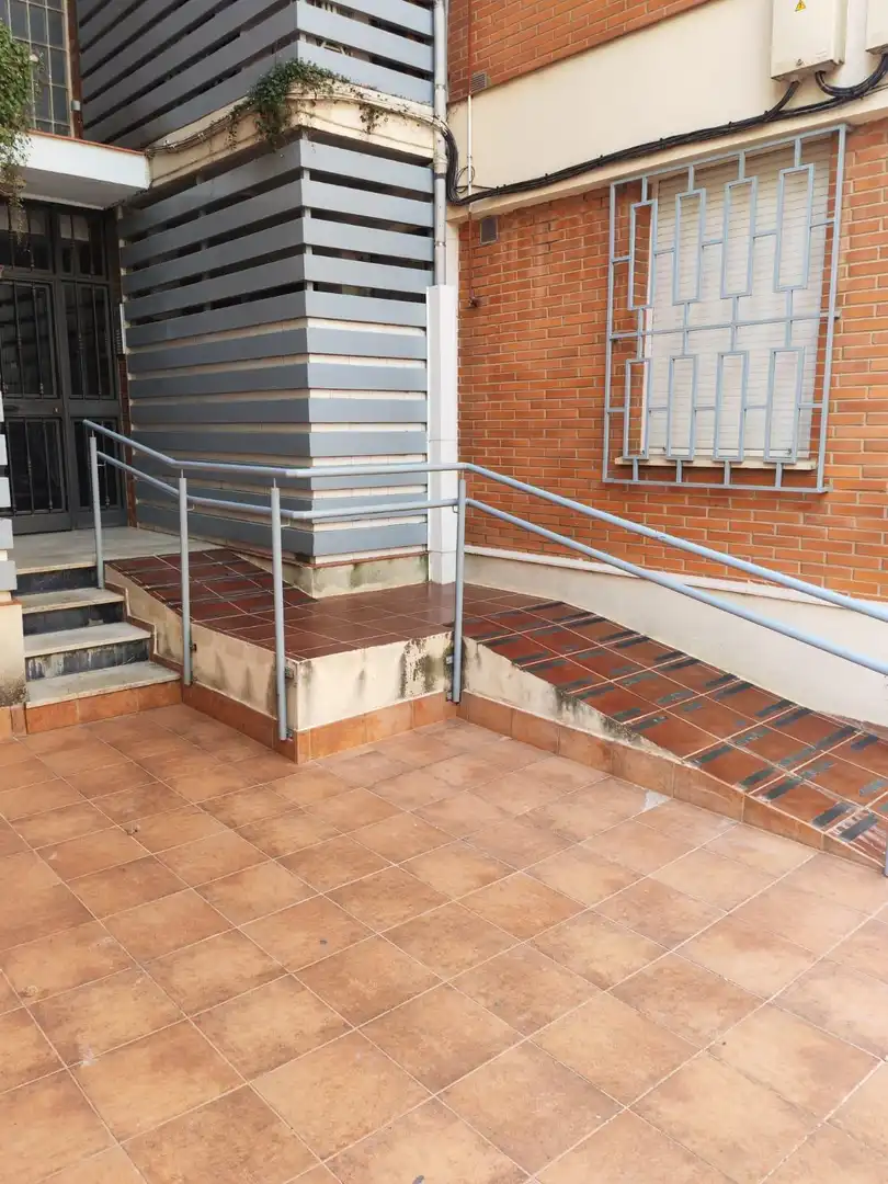 Vista exterior de Piso en venta en Córdoba con Amueblado