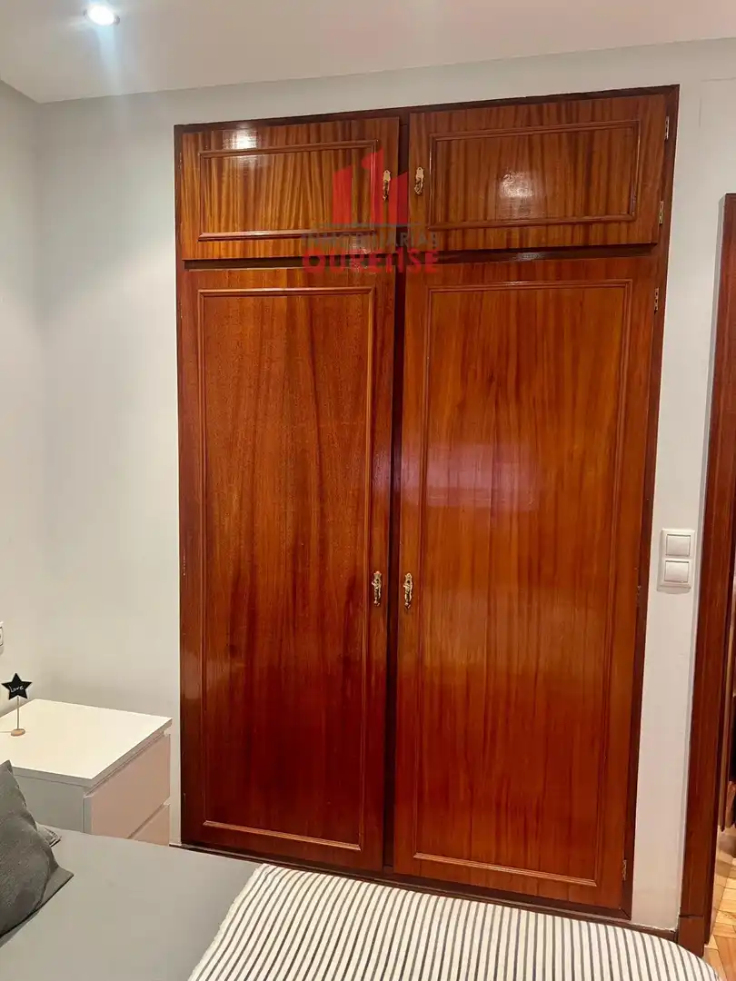 Schlafzimmer von Wohnung zum Verkauf in Ourense Capital 
