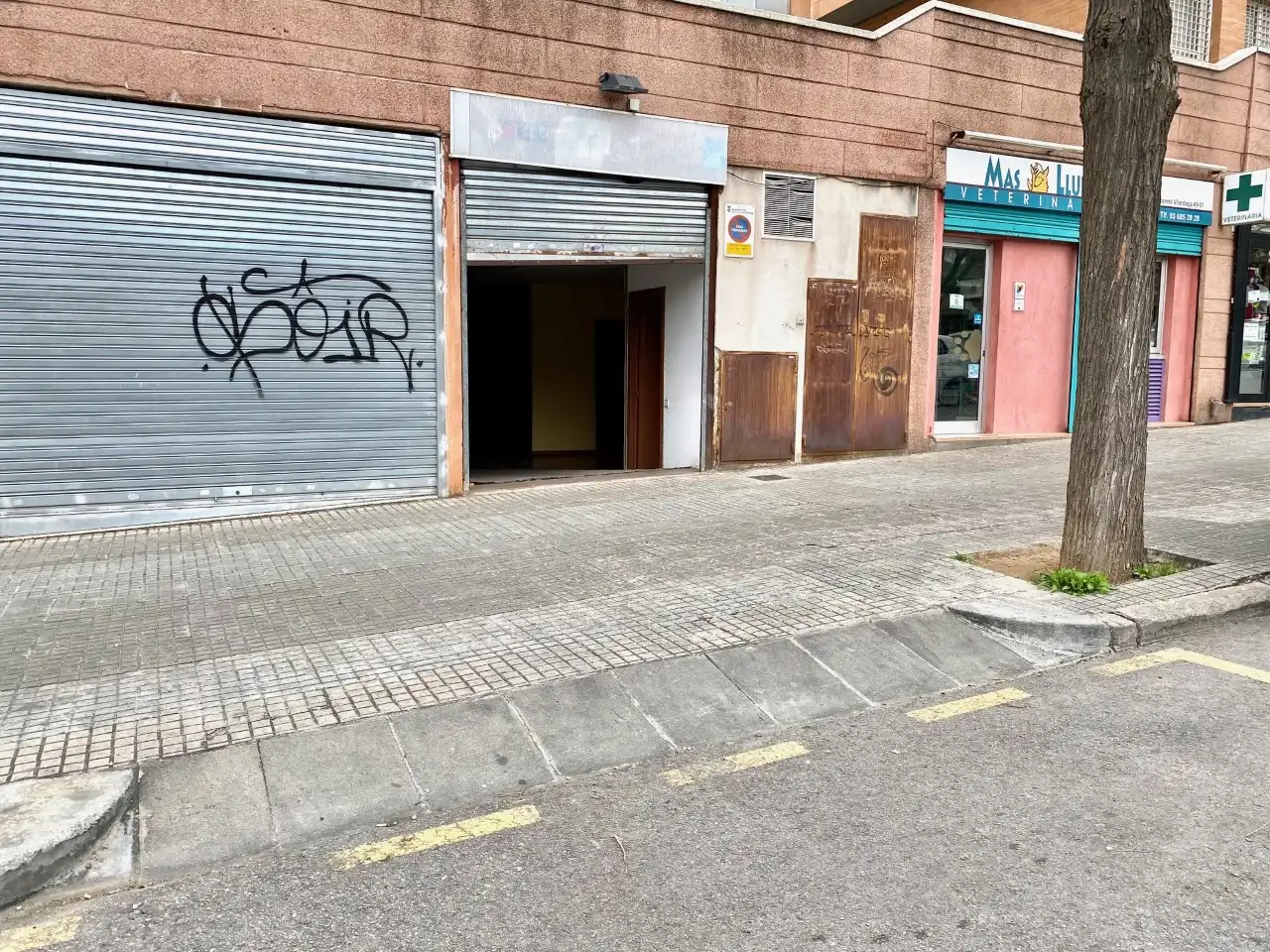 Local comercial en venda a Passeig Comte de Vilardaga, imagen 2
