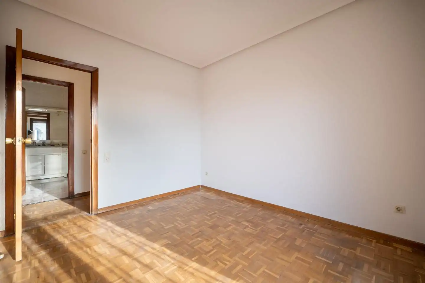 Pis en venda en Ávila amb Calefacció, Parquet i Terrassa