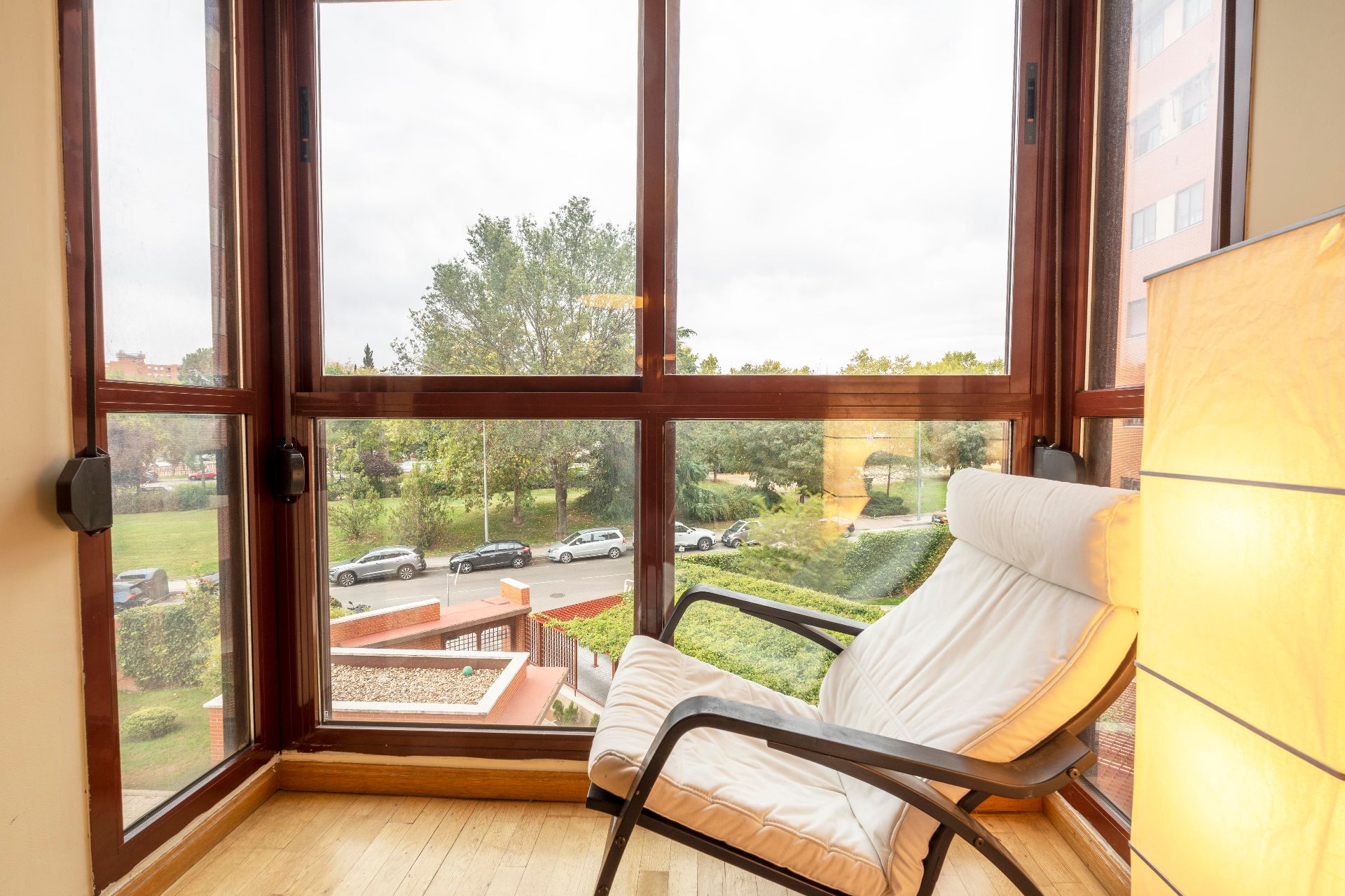 Balcony of Flat to rent in  Madrid Capital  with Air Conditioner, Heating and Parquet flooring
