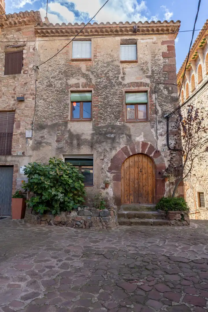 Vista exterior de Finca rústica en venda en L'Argentera amb Terrassa i Balcó