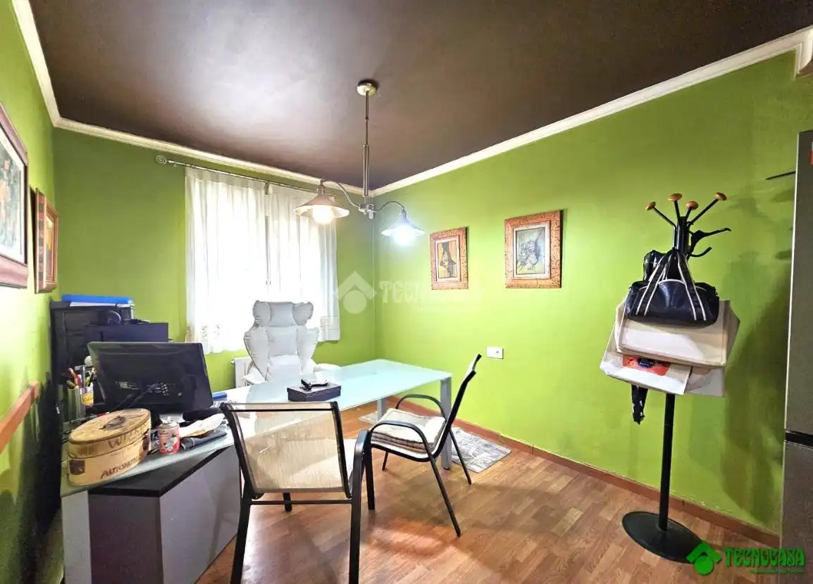 Casa adosada en venta en Pedanías - Extrarradio