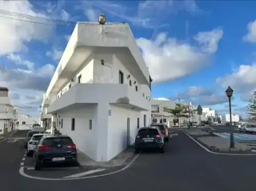 Vista exterior de Casa o xalet en venda en Tinajo amb Balcó
