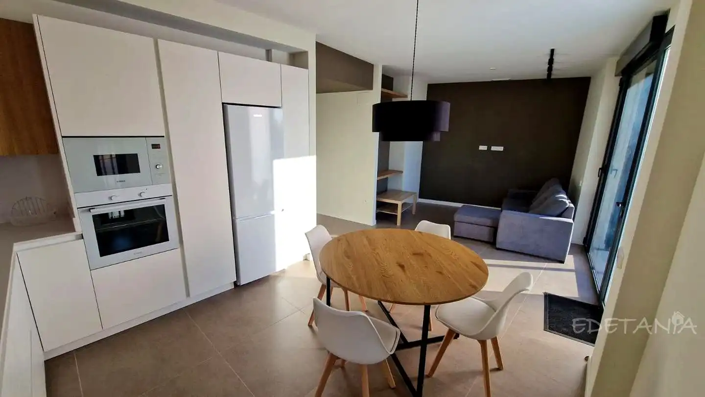 Cuina de Planta baixa de lloguer en Vinalesa amb Aire condicionat i Moblat