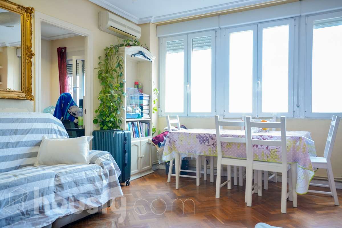 Bedroom of Flat for sale in  Madrid Capital  with Heating