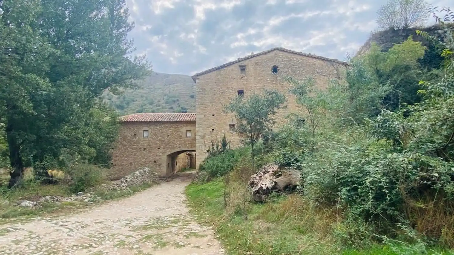 Vista exterior de Finca rústica en venda en Olocau del Rey amb Terrassa i Traster