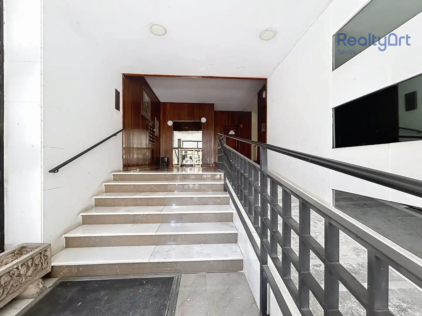 Piso en venta en Sevilla con Aire acondicionado, Parquet y Terraza