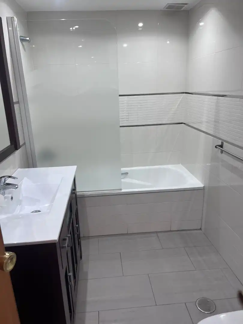 Flat with terrace for sale in Beiro, imagen 24