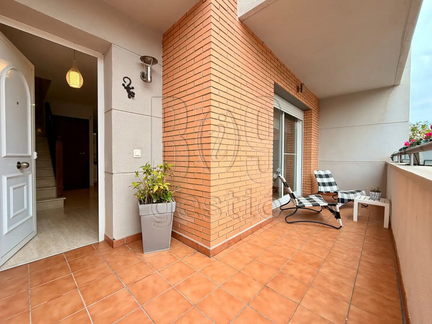 Terrassa de Casa adosada en venda en La Selva del Camp amb Aire condicionat, Calefacció i Jardí privat