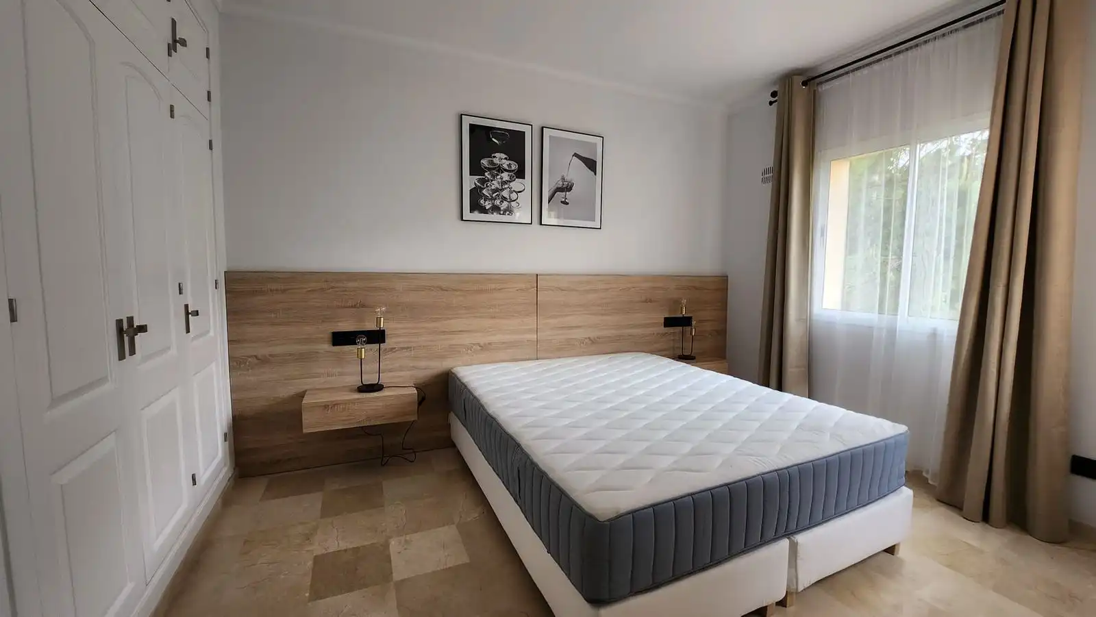 Habitación de Apartamento en venta en Marbella con Terraza, Trastero y Amueblado