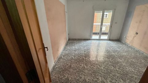 Foto 2 de Piso en venta en Carrer de L'estrella, Avenida de la Paz, Xirivella