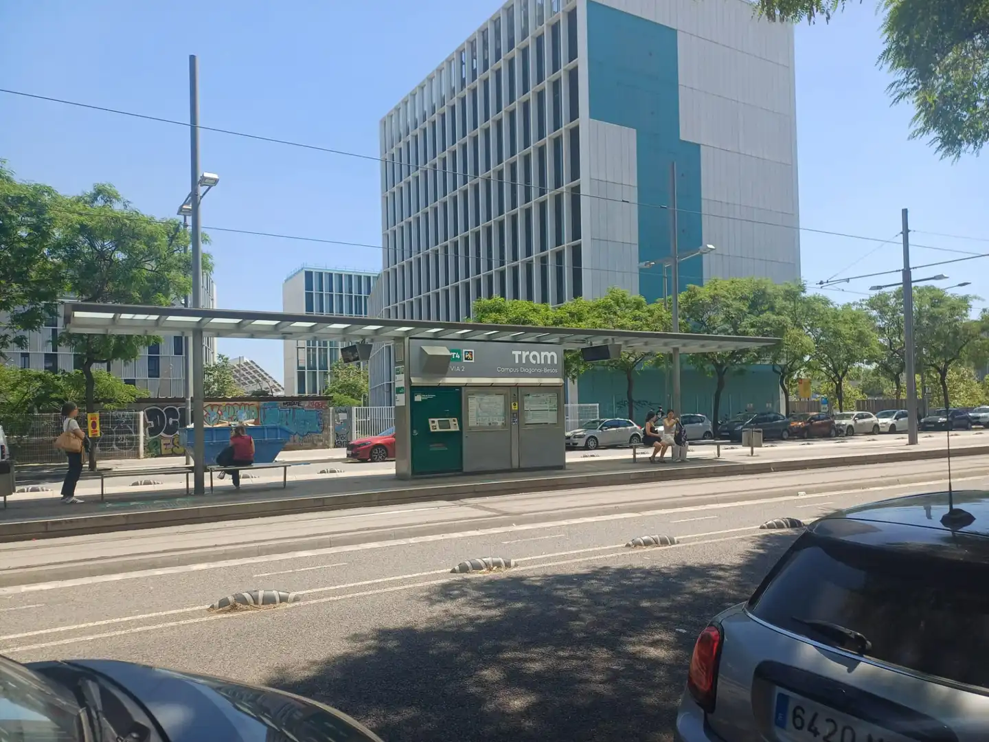 Vista exterior de Piso en venta en Sant Adrià de Besòs con Aire acondicionado, Calefacción y Jardín privado