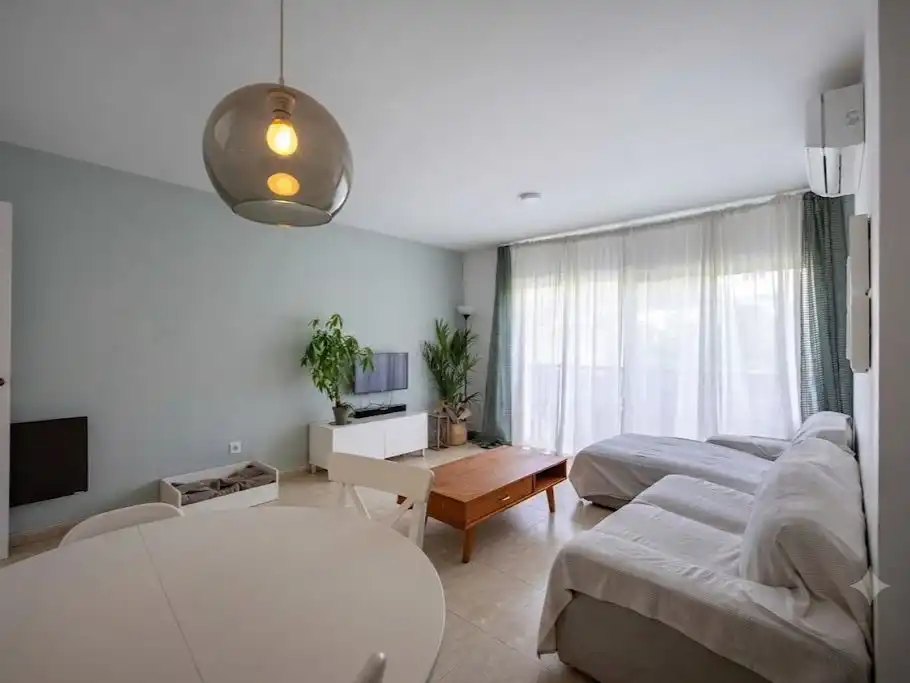 Flat with lift for sale in Carrer Bonaire 1