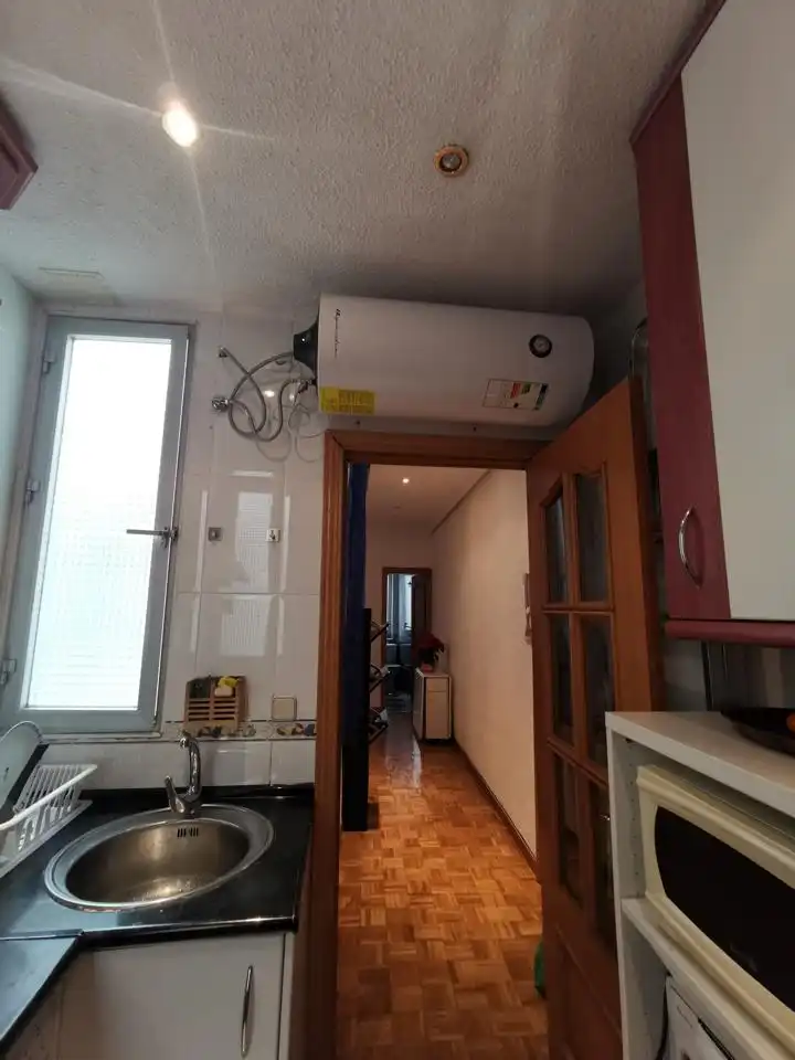 Piso de alquiler en Calle del Mesón de Paredes, Embajadores - Lavapiés