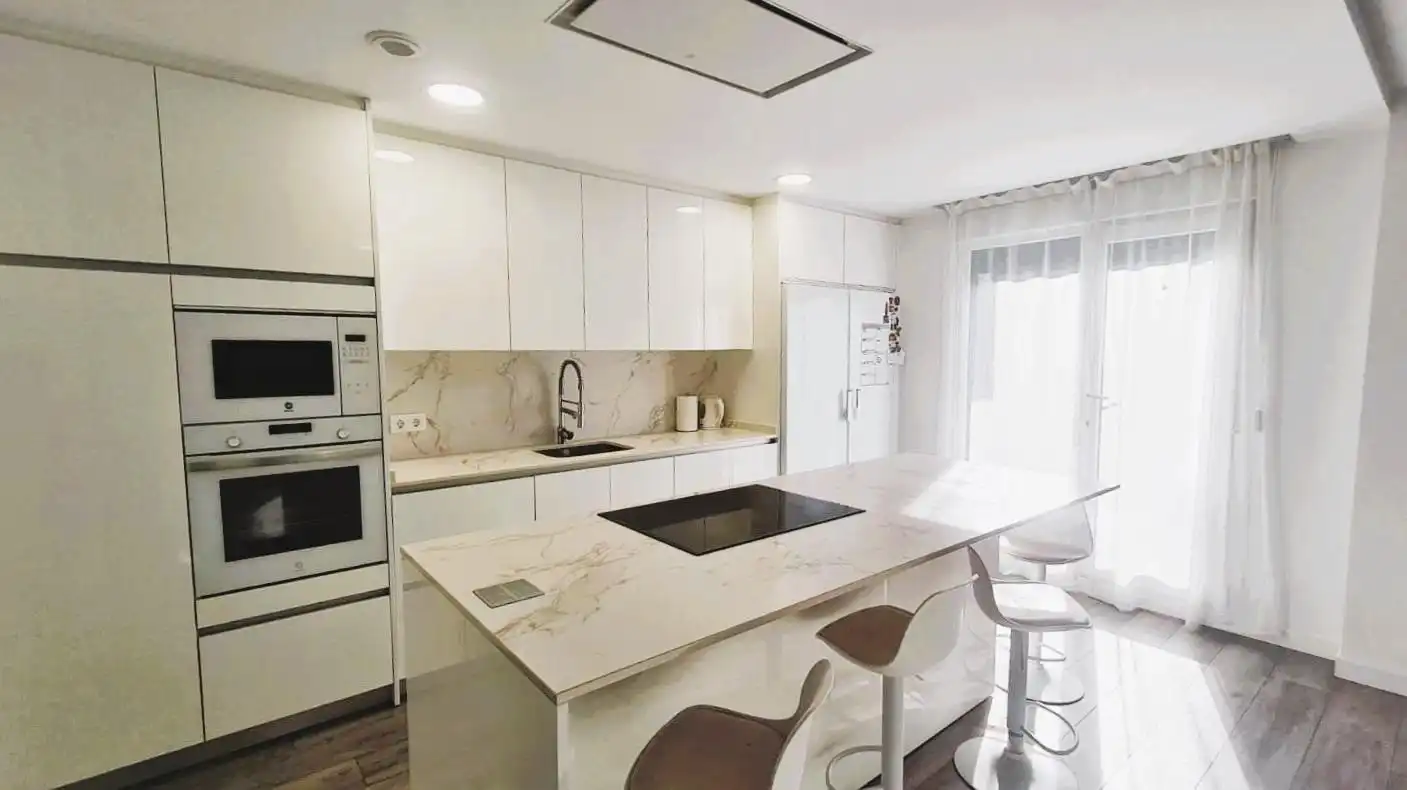 Cocina de Casa o chalet en venta en Valladolid con Calefacción, Jardín privado y Terraza