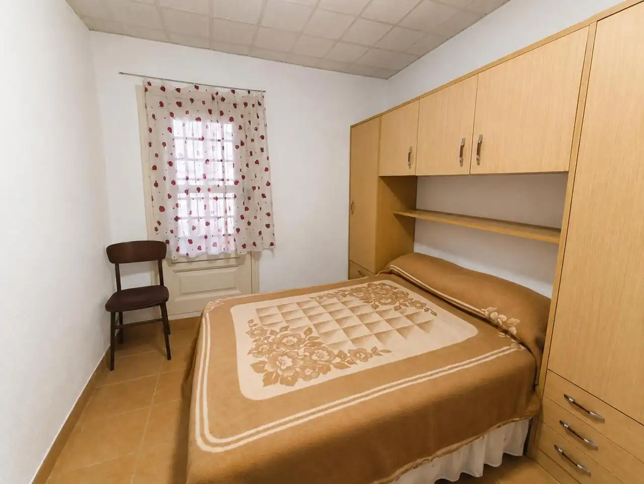 Schlafzimmer von Haus oder Chalet zum Verkauf in Canyelles mit Heizung, Privatgarten und Terrasse