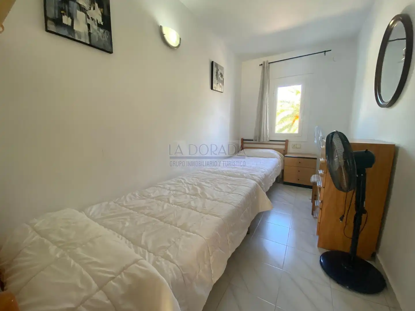 Dormitori de Casa adosada en venda en Cambrils amb Jardí privat, Terrassa i Moblat