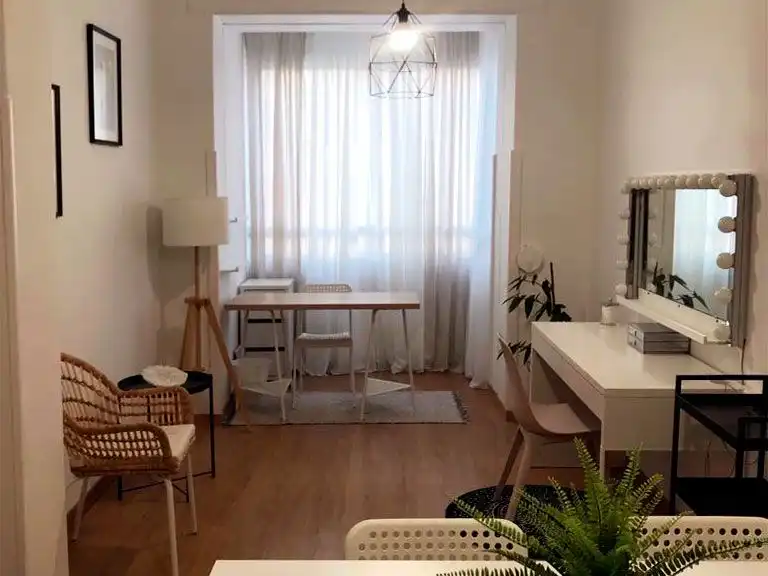 Wohnzimmer von Geschaftsraum zur Miete in Vilagarcía de Arousa mit Klimaanlage, Heizung und Parkett
