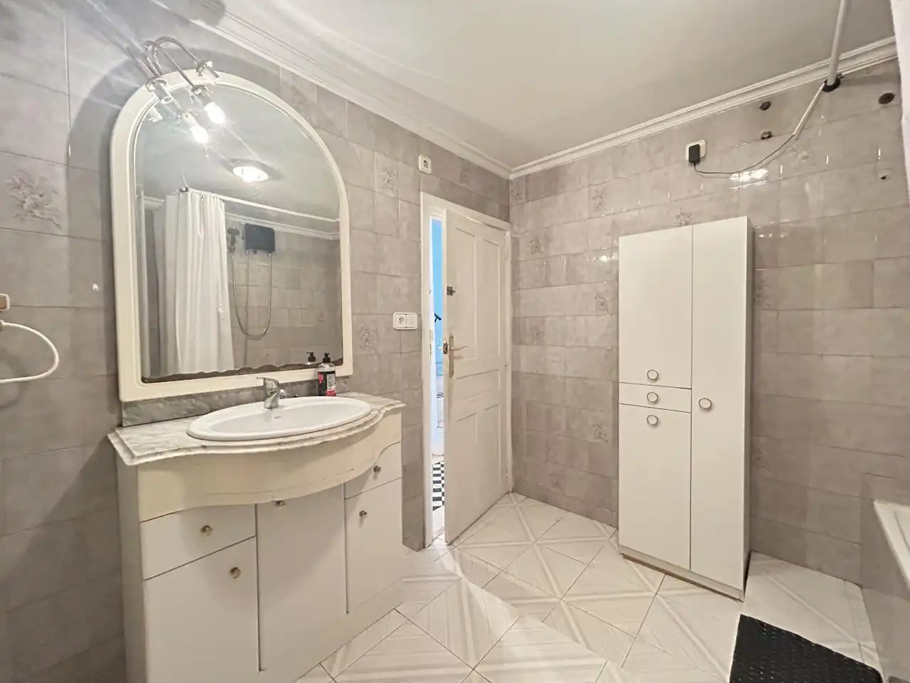 Badezimmer von Wohnung zum Verkauf in Tudela mit Klimaanlage, Heizung und Terrasse