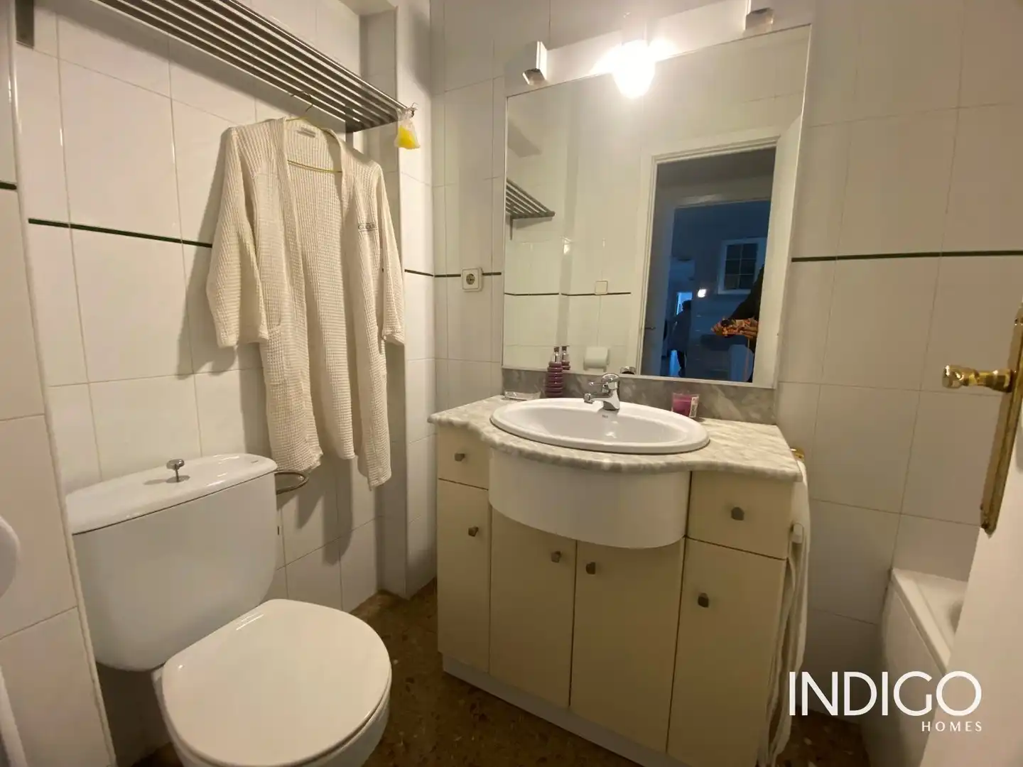 Baño de Ático en venta en Alicante / Alacant con Calefacción, Terraza y Amueblado